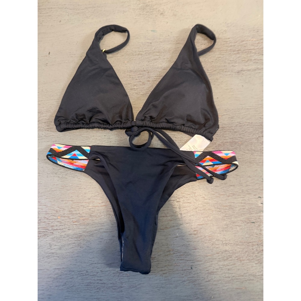 L*Space Black Itsy Cut Bikini Set XS Embroidered Geometric Straps Triangle Top